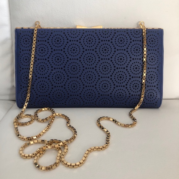 Ferragamo Kameron blue laser cut evening bag - Picture 5 of 13
